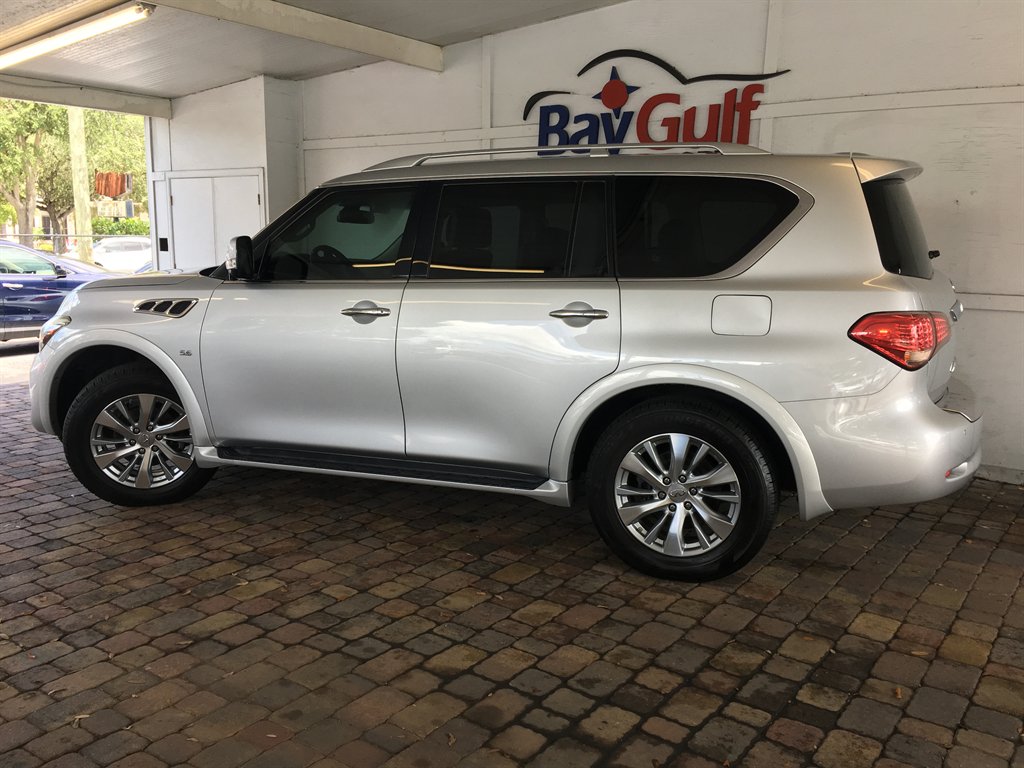2017 INFINITI QX80 - $17,995
