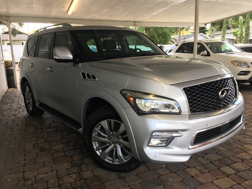 2017 INFINITI QX80 - $17,995