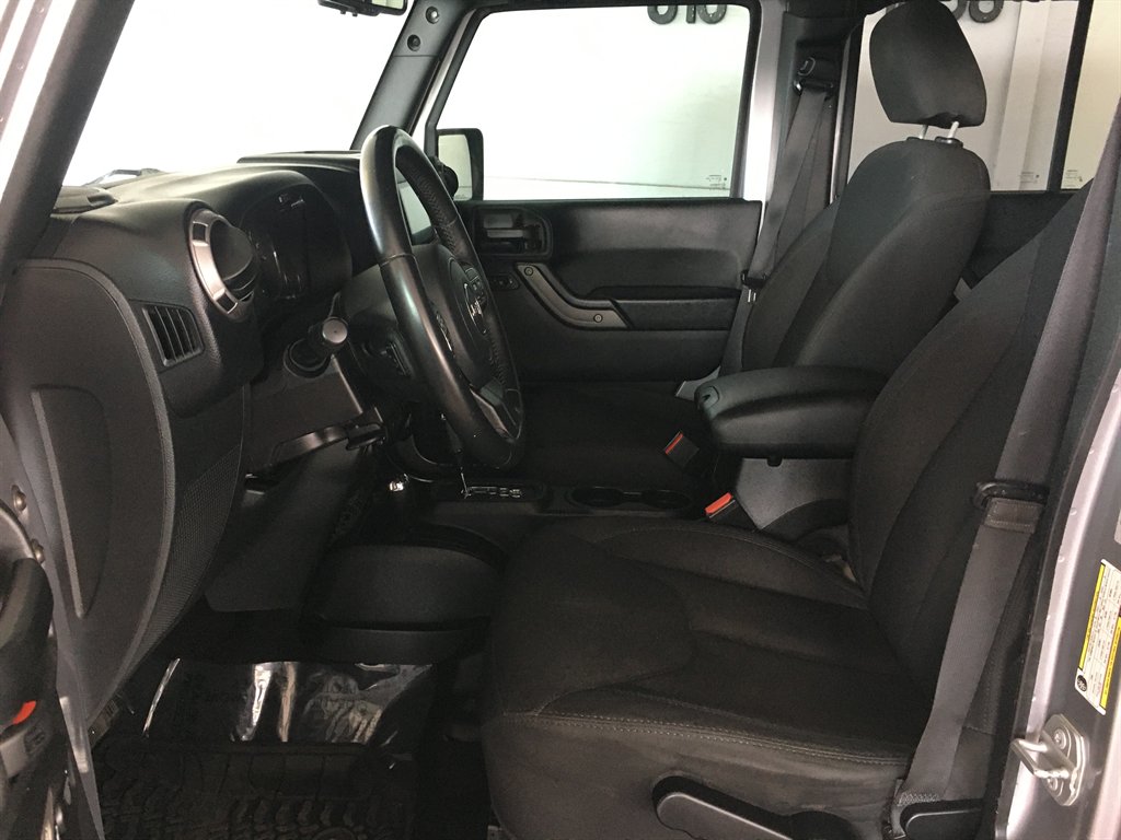 2018 Jeep Wrangler - $19,995