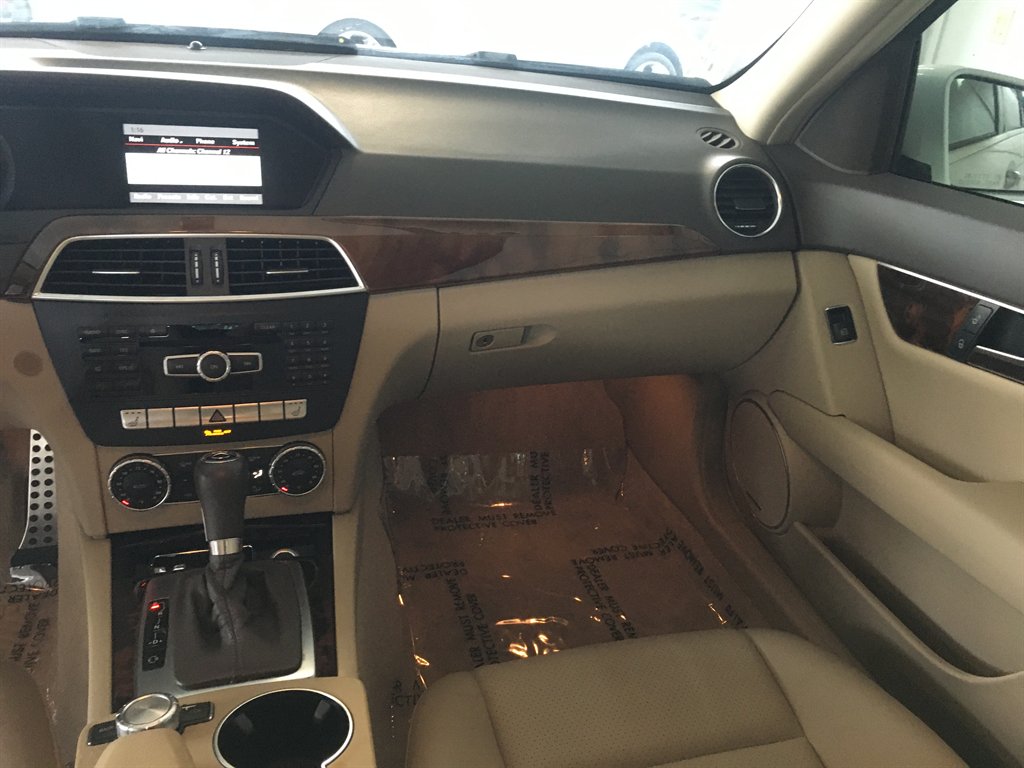2014 Mercedes-Benz C-Class - $9,995