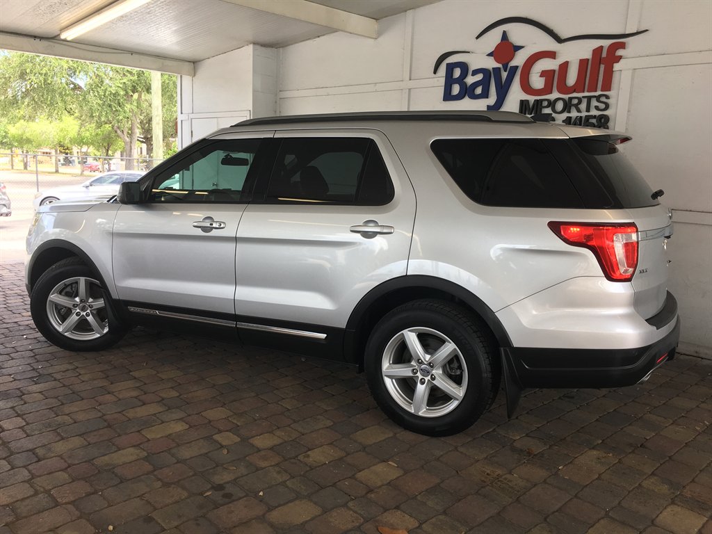 2018 Ford Explorer - $19,495