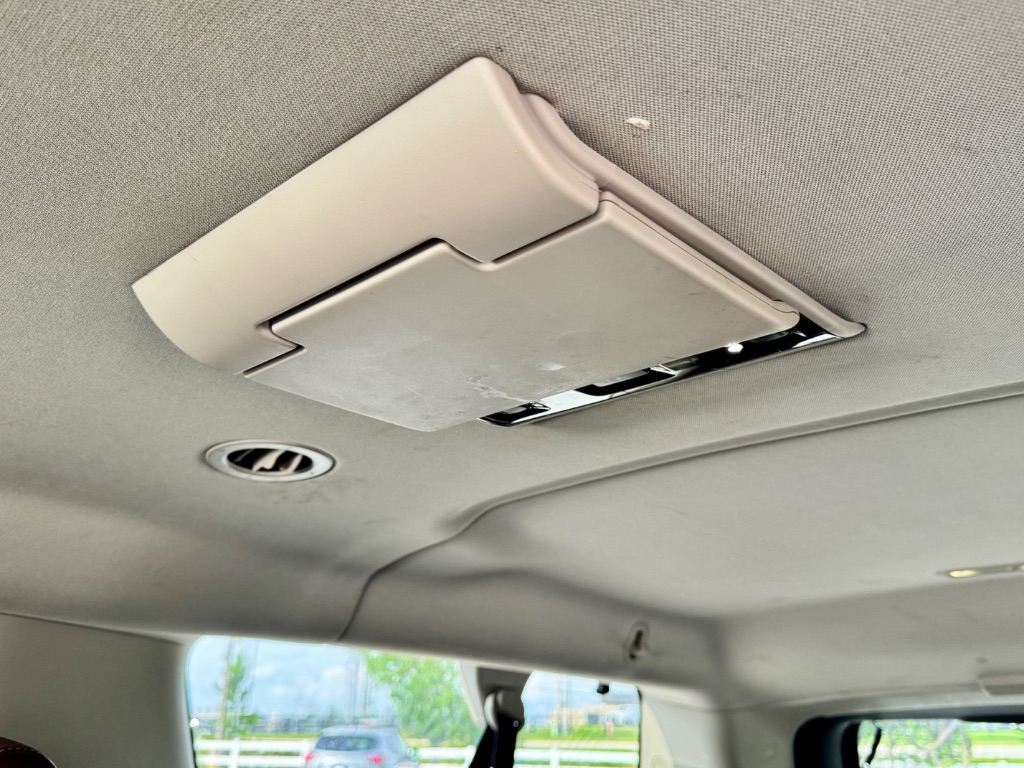 2015 Chevrolet Suburban LTZ 1500 photo