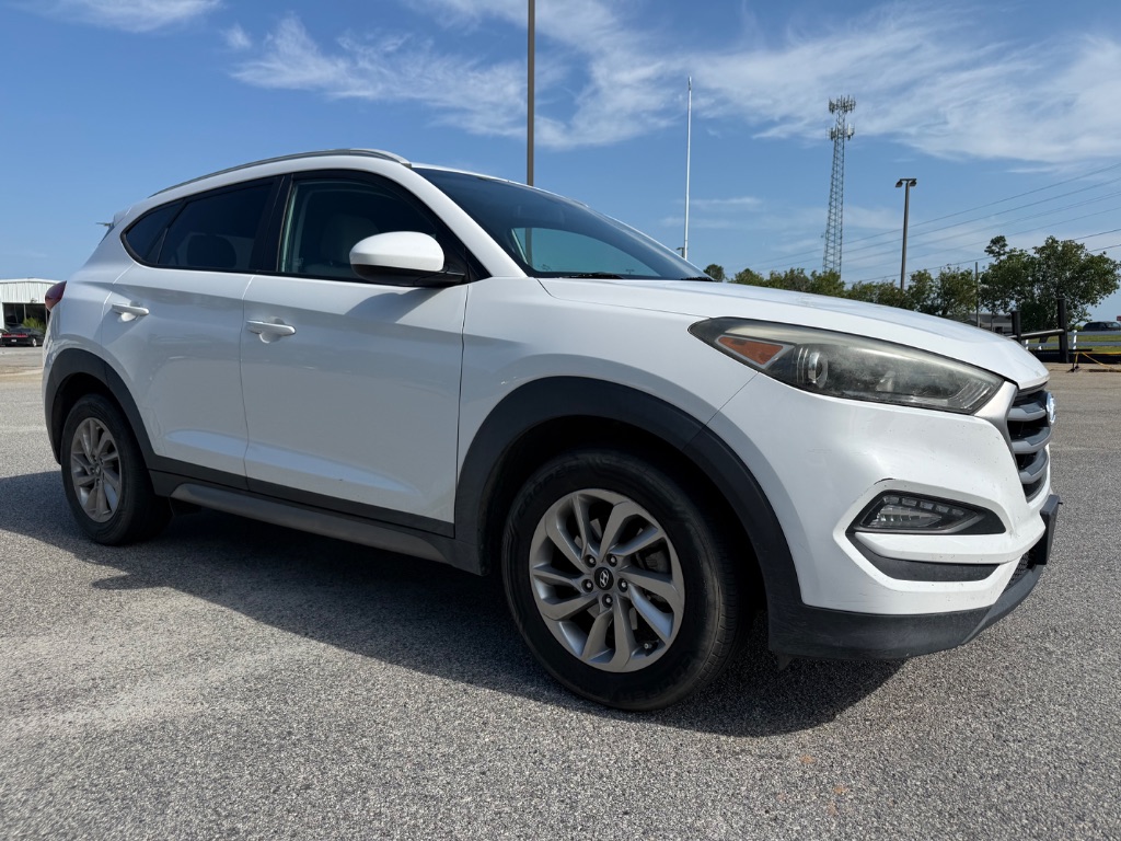 2017 Hyundai Tucson - $11,966