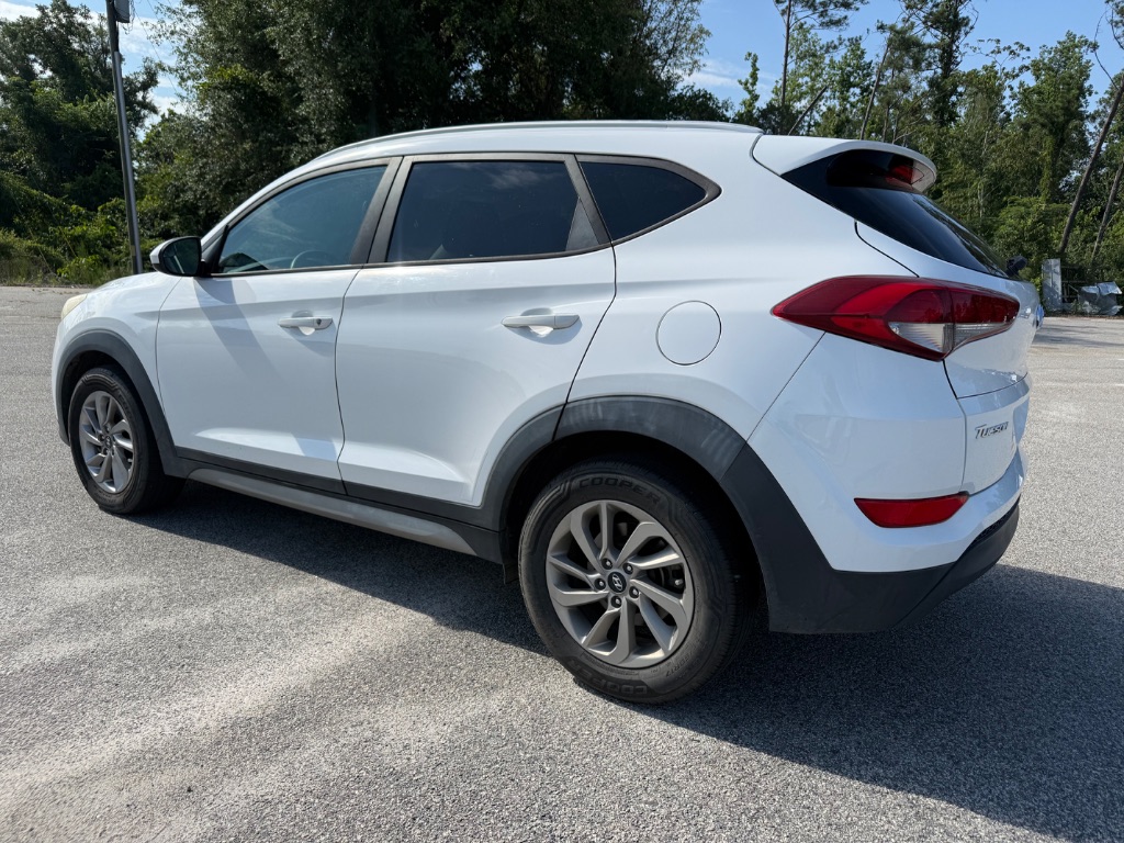 2017 Hyundai Tucson - $11,966