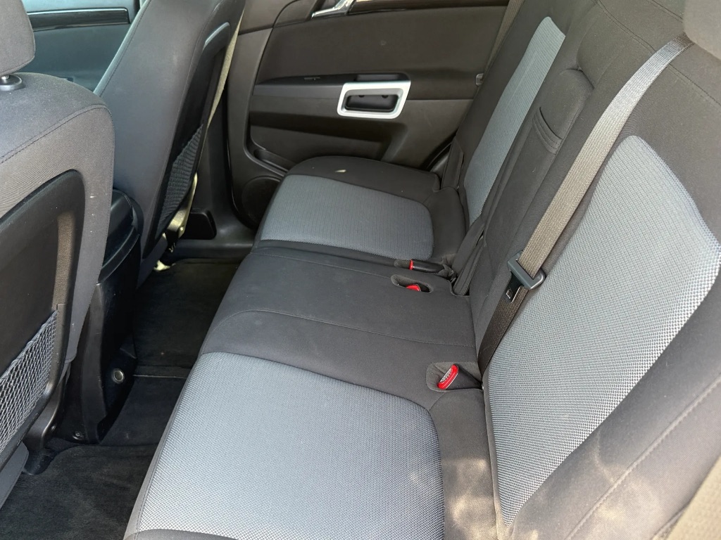 2014 Chevrolet Captiva - $9,875