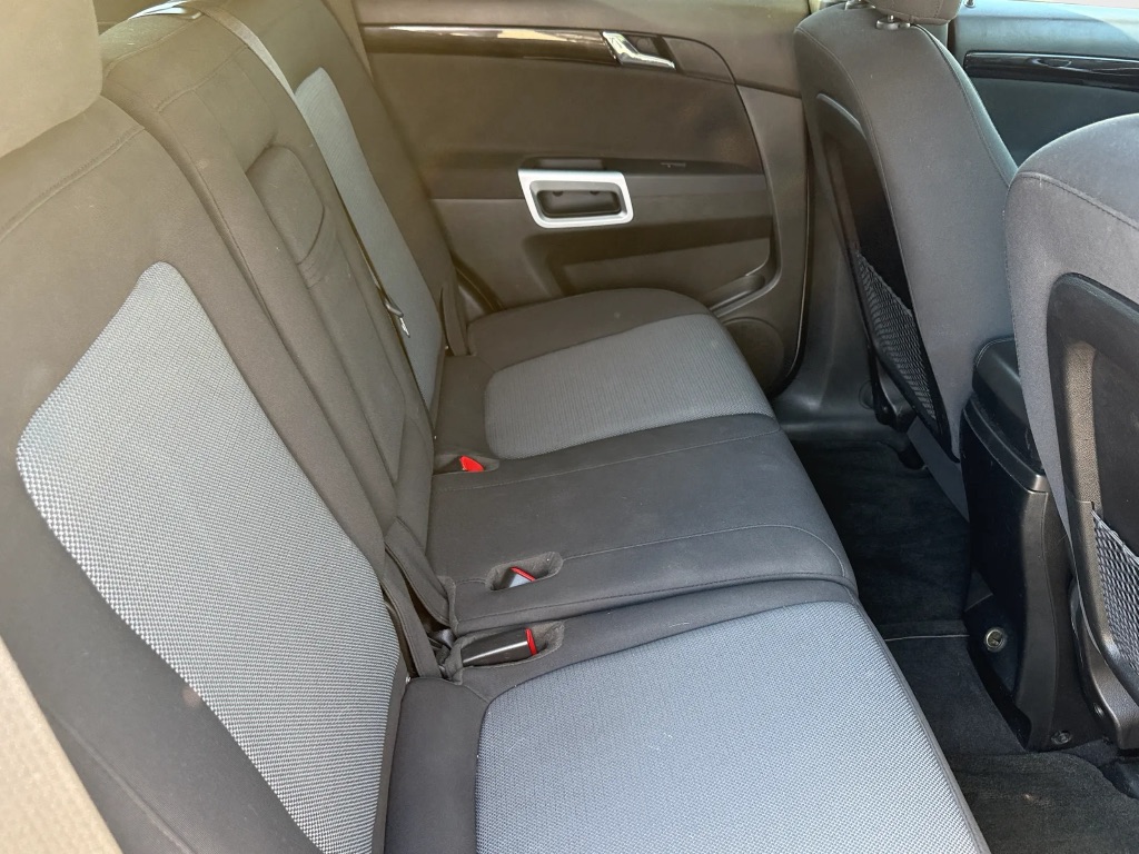 2014 Chevrolet Captiva - $9,875