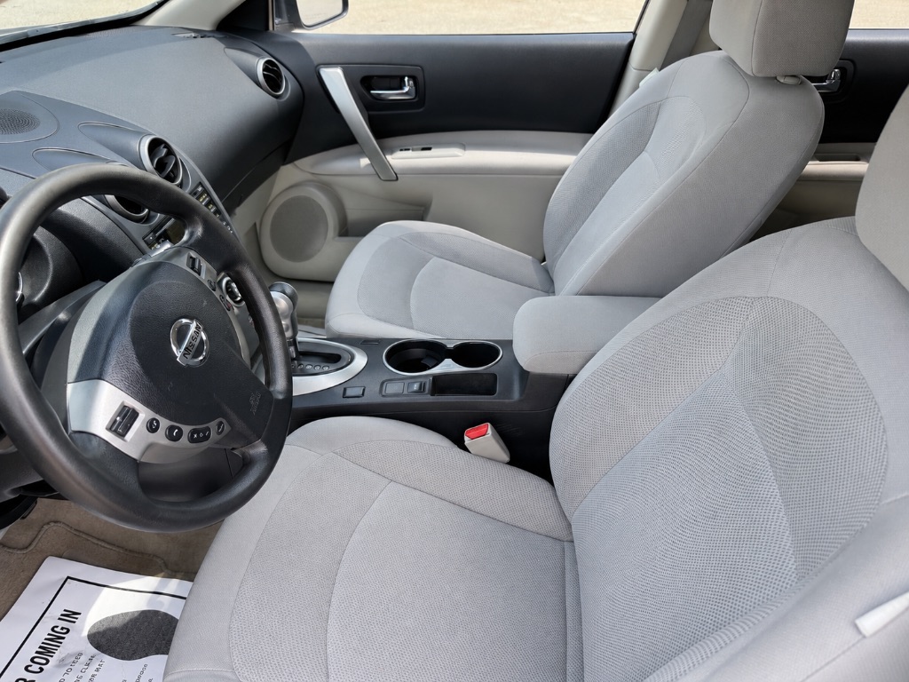 2013 Nissan Rogue - $9,450