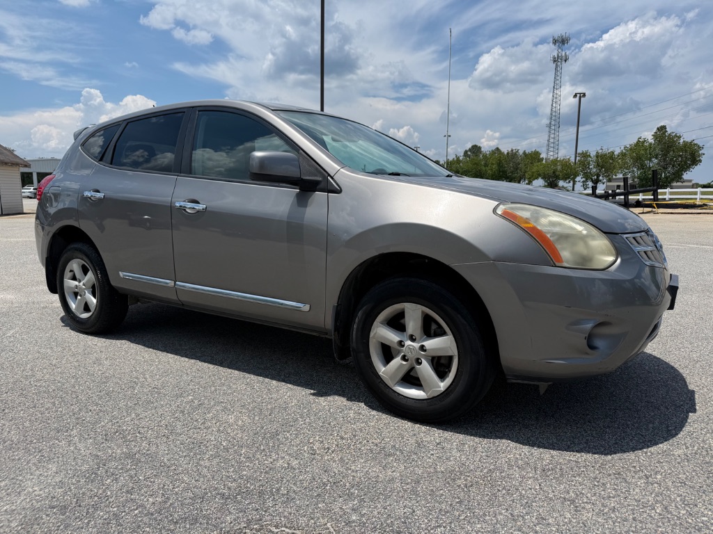 2013 Nissan Rogue - $9,450