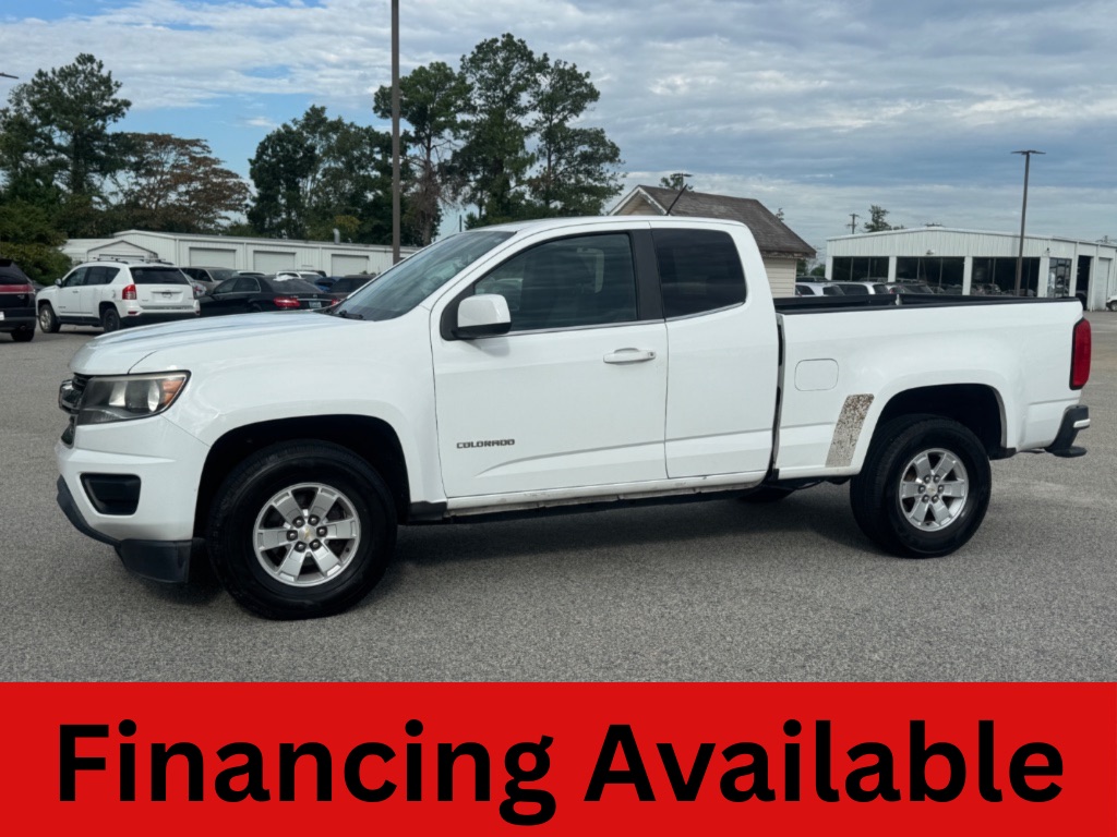 2016 Chevrolet Colorado - $10,900