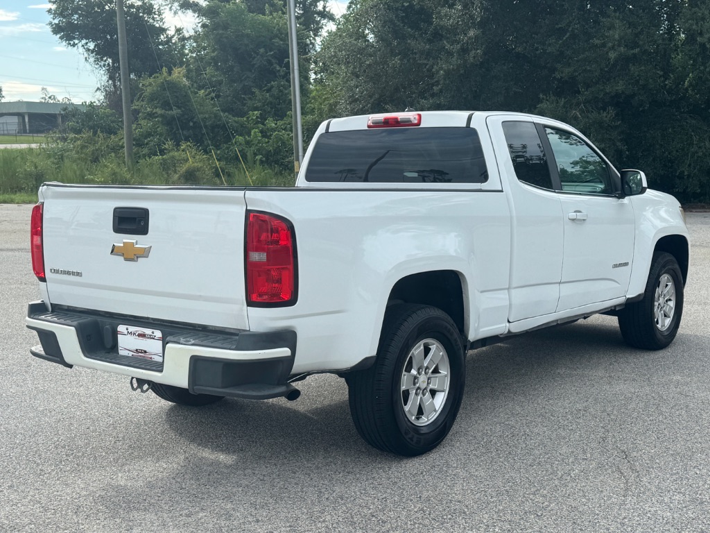 2016 Chevrolet Colorado - $10,900