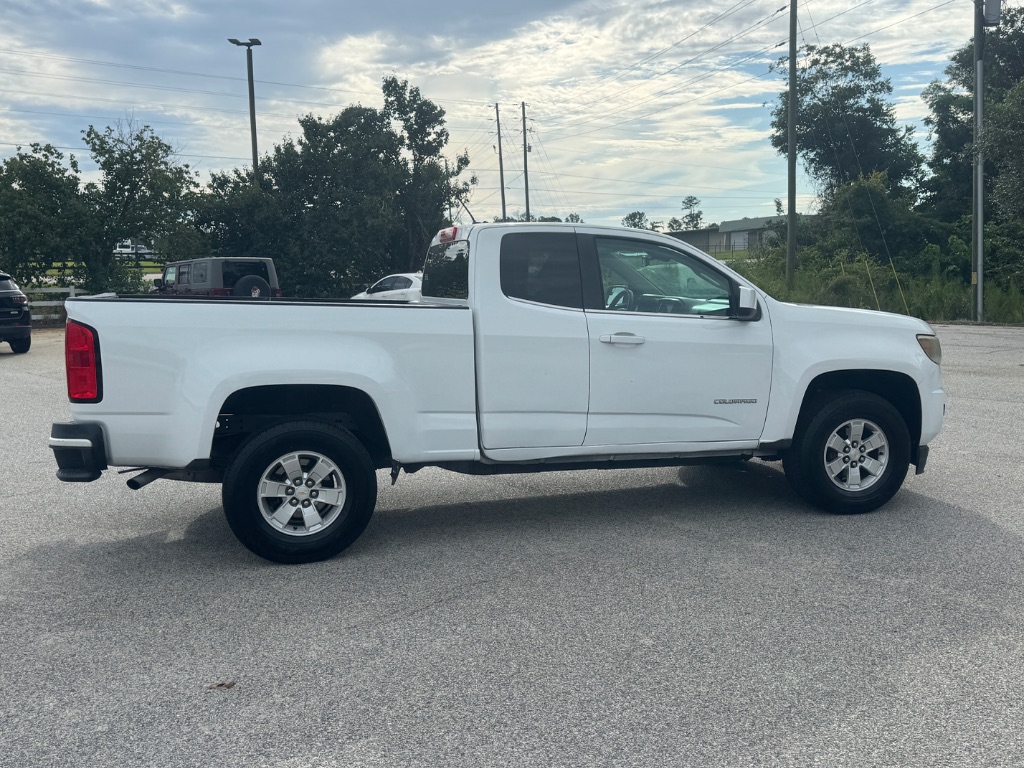 2016 Chevrolet Colorado - $10,900