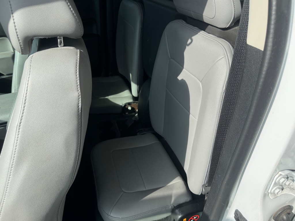 2016 Chevrolet Colorado - $10,900