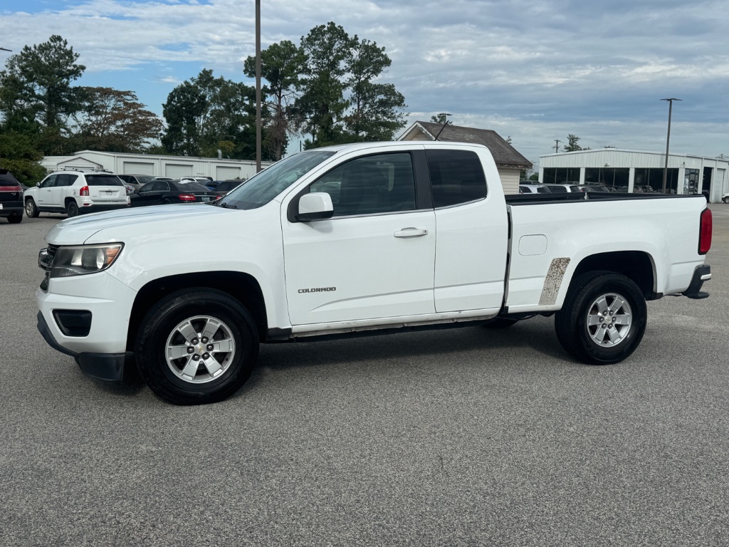 2016 Chevrolet Colorado - $10,900