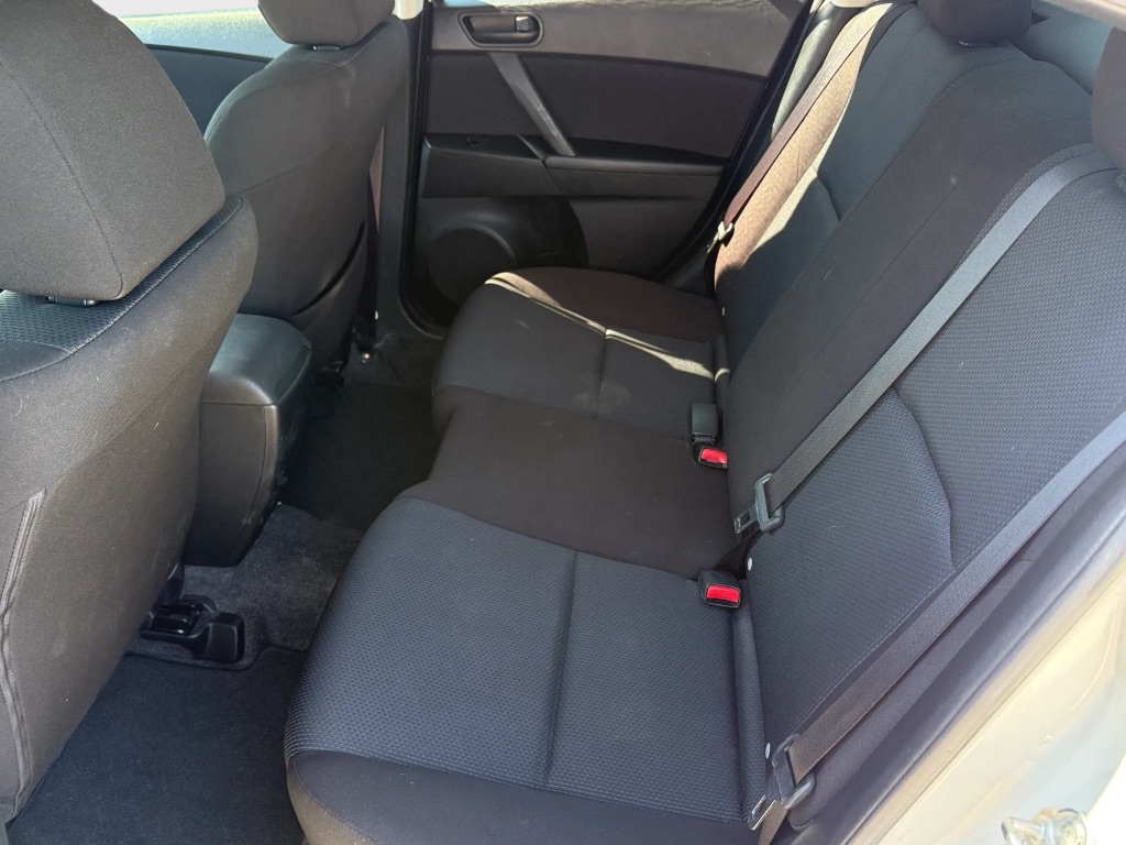 2011 MAZDA MAZDA3 - $8,807
