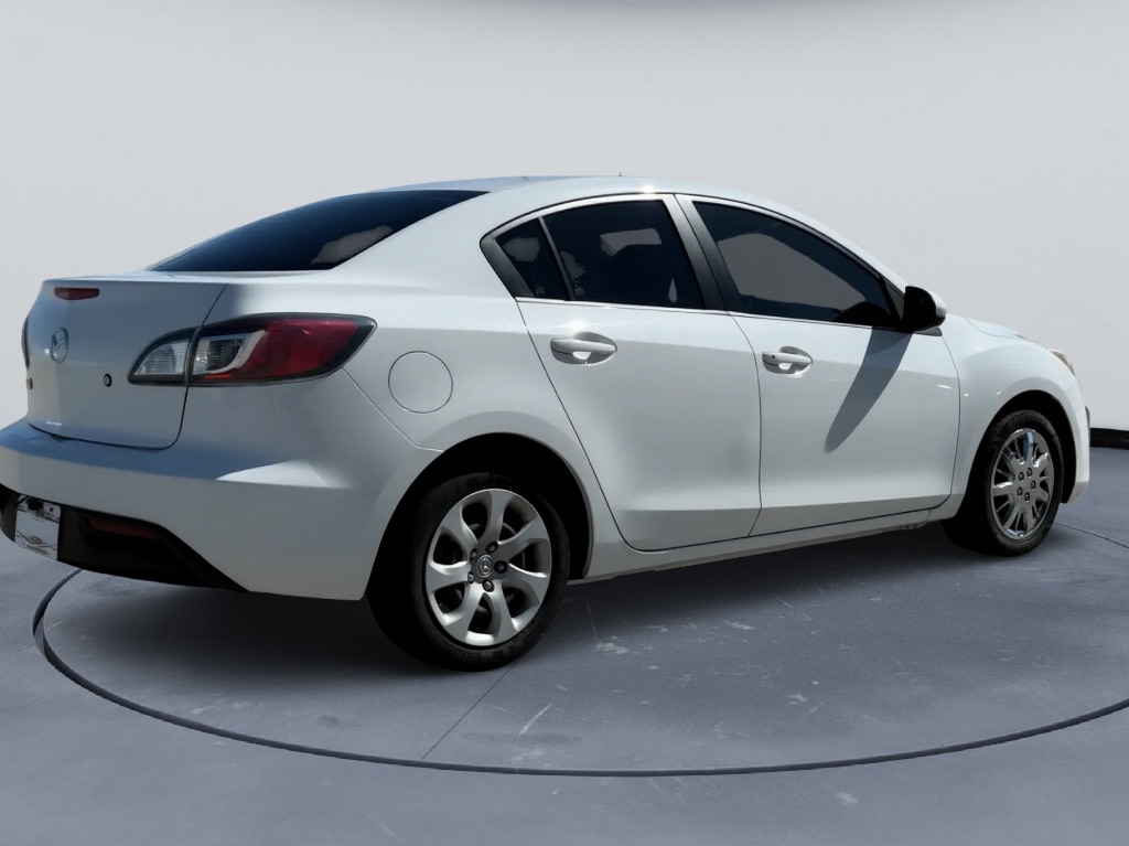 2011 MAZDA MAZDA3 - $8,807