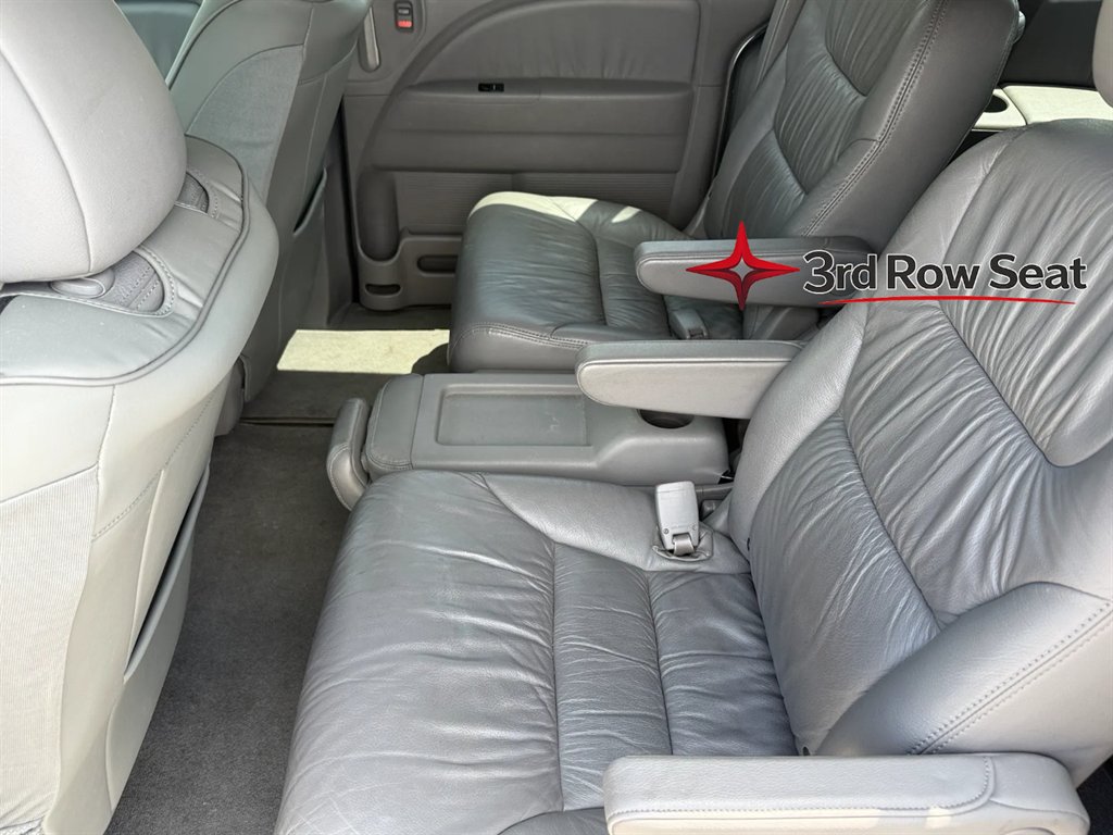 2010 Honda Odyssey - $13,886