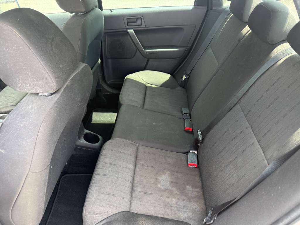 2011 Ford Focus - $5,995
