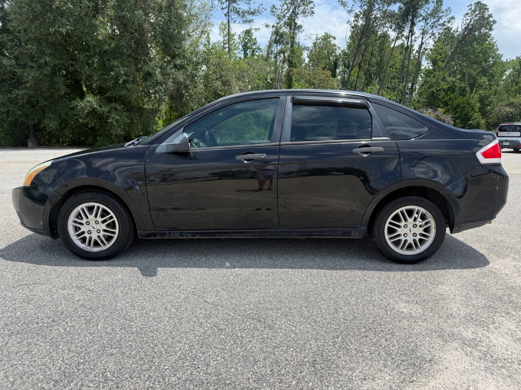 2011 Ford Focus - $5,995