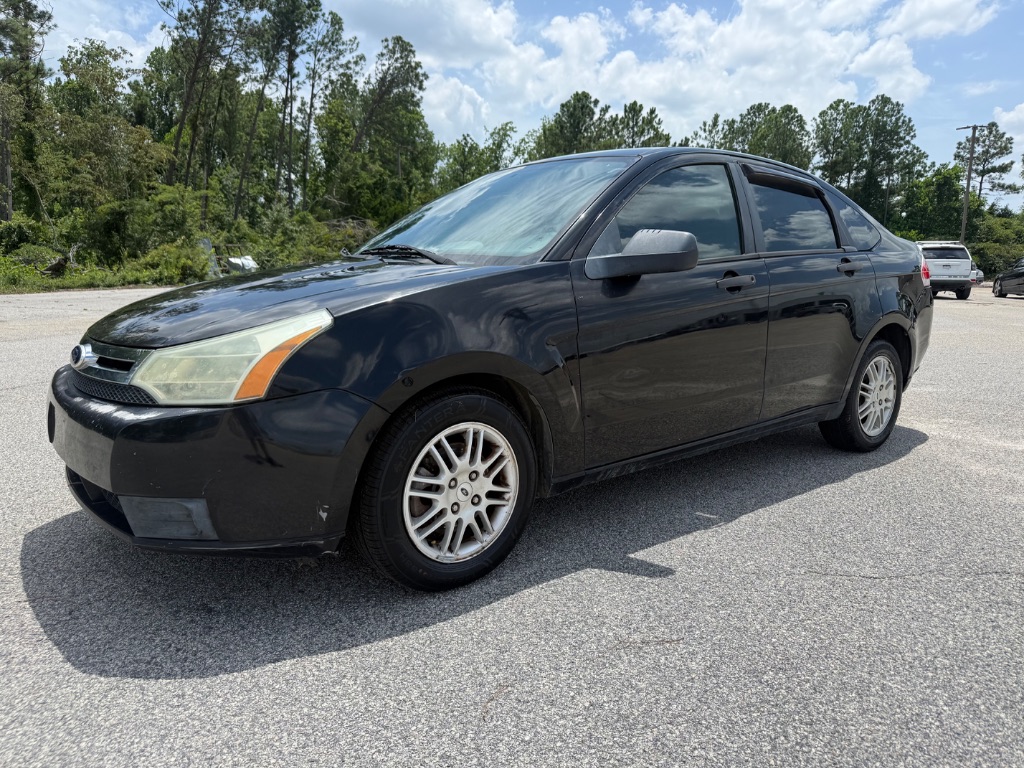 2011 Ford Focus - $5,995