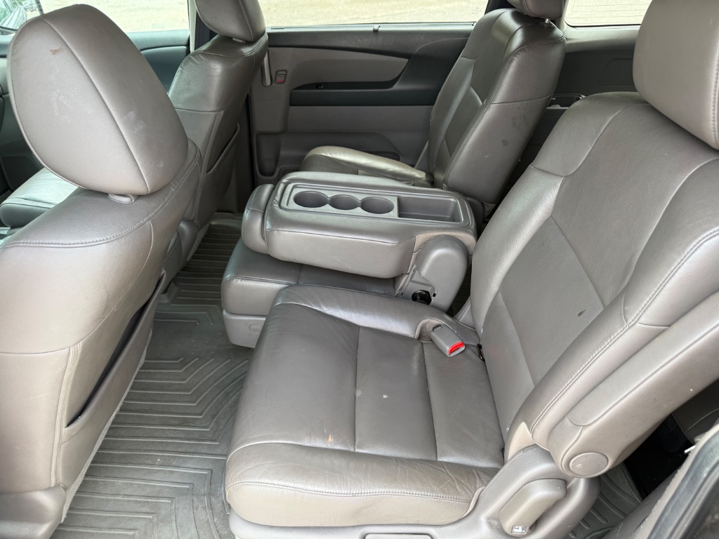 2012 Honda Odyssey - $15,550