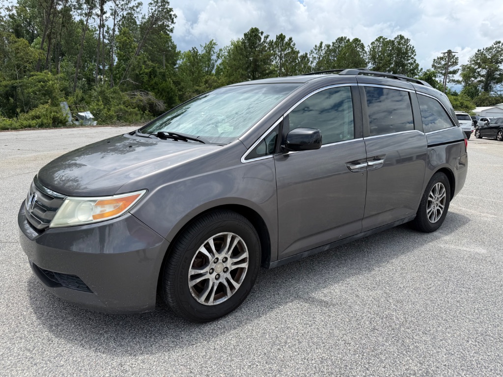 2012 Honda Odyssey - $15,550