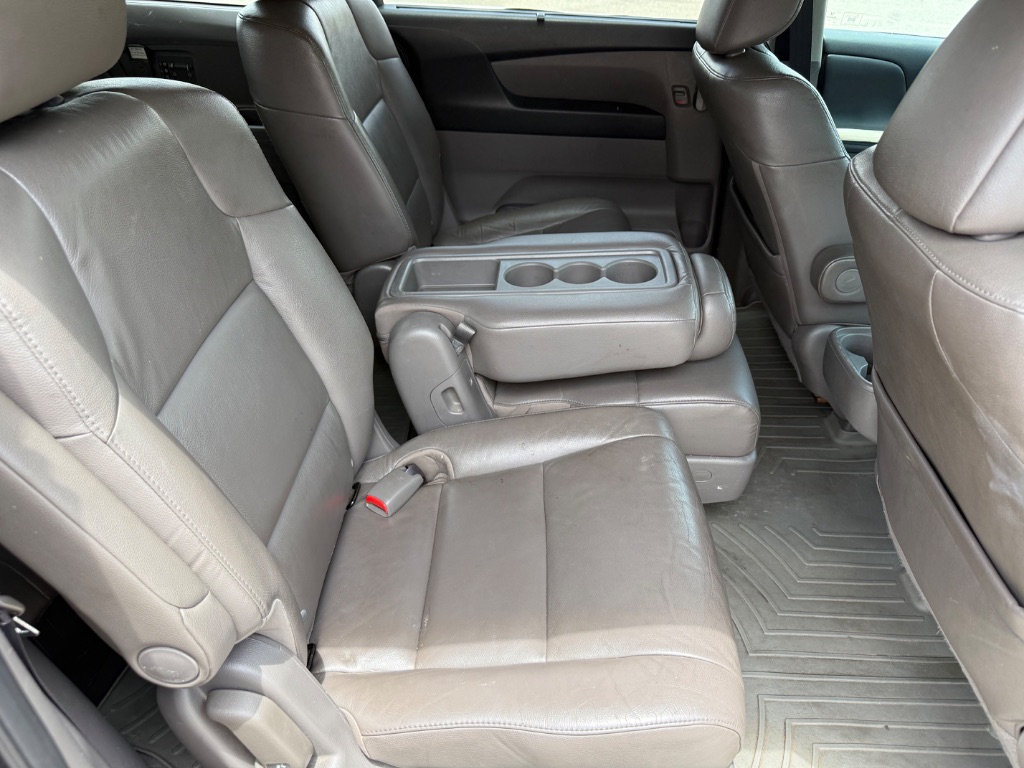 2012 Honda Odyssey - $15,550