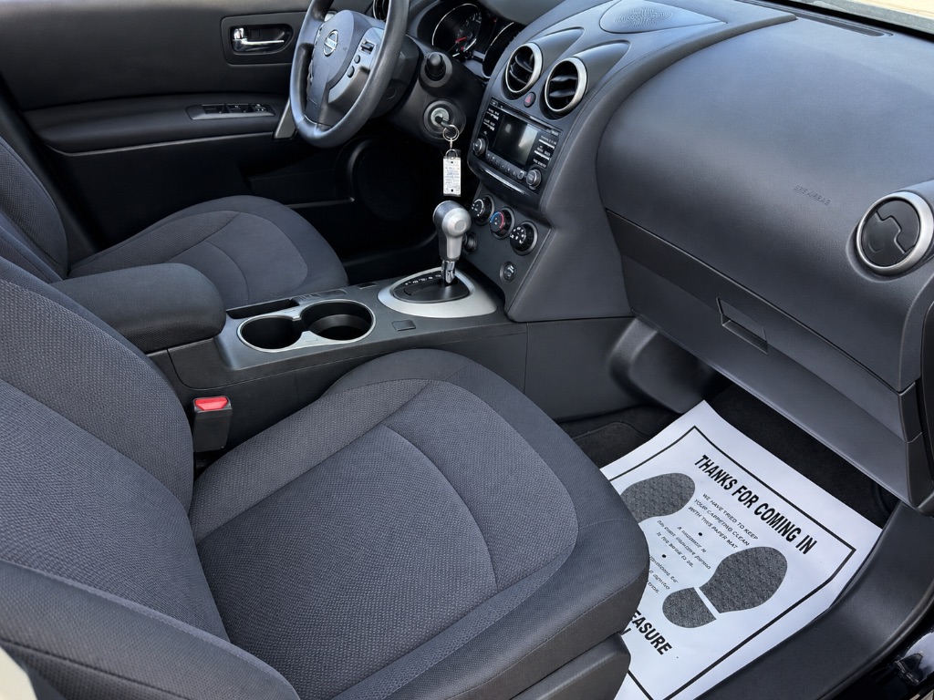 2015 Nissan Rogue - $9,950