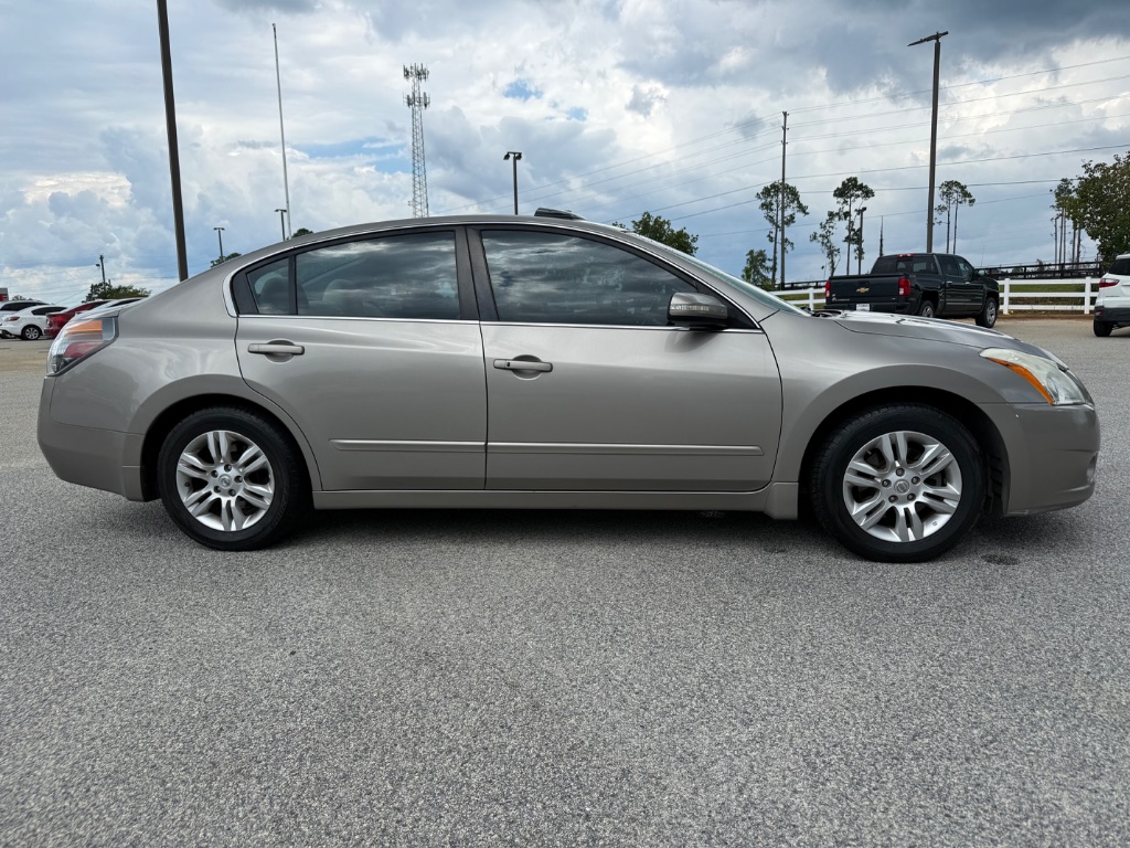 2012 Nissan Altima - $8,450