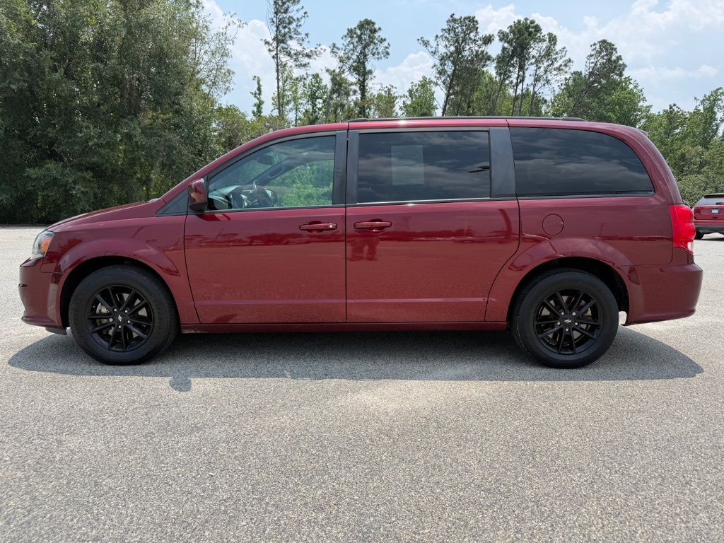 2020 Dodge Grand Caravan - $12,825