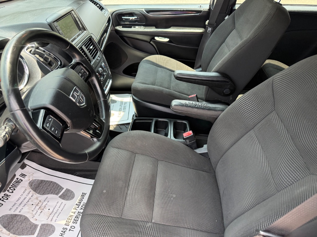 2020 Dodge Grand Caravan - $12,825