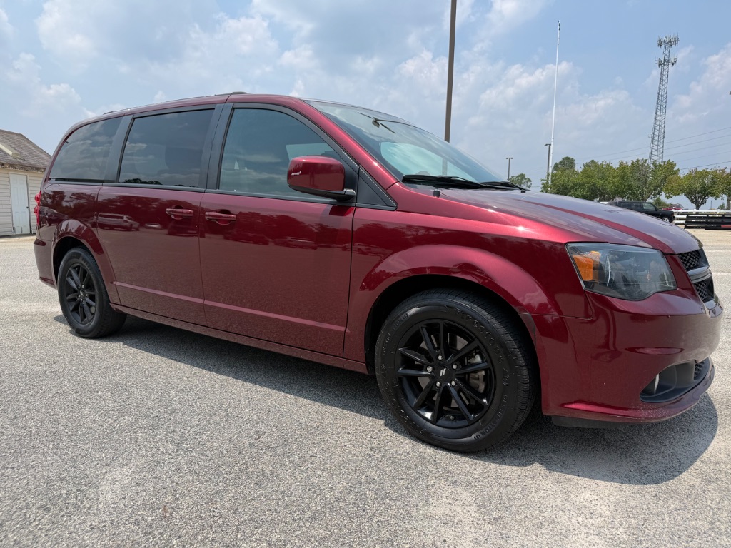 2020 Dodge Grand Caravan - $12,825