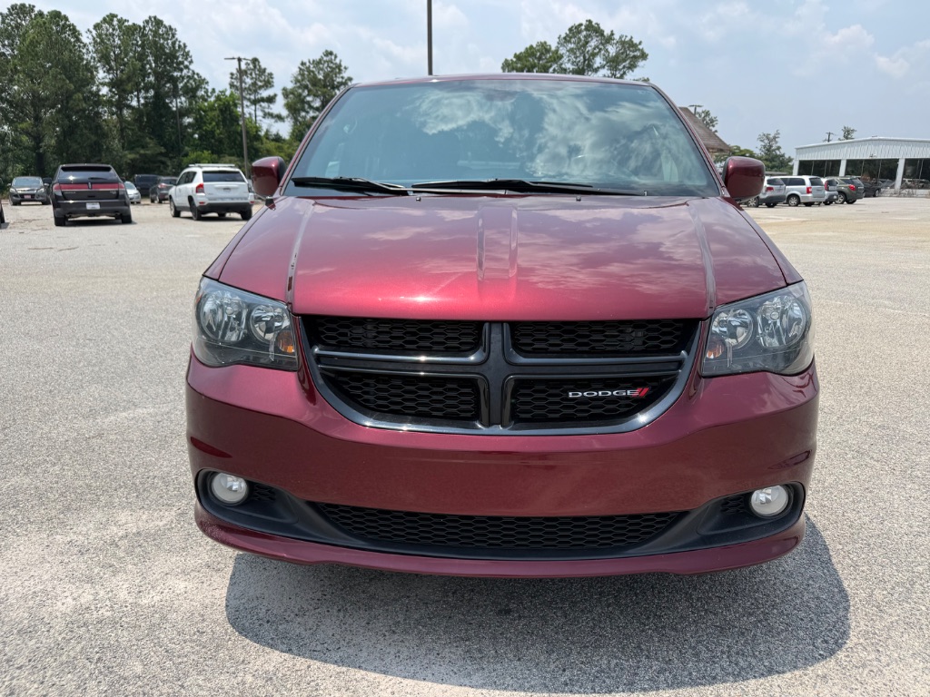 2020 Dodge Grand Caravan - $12,825