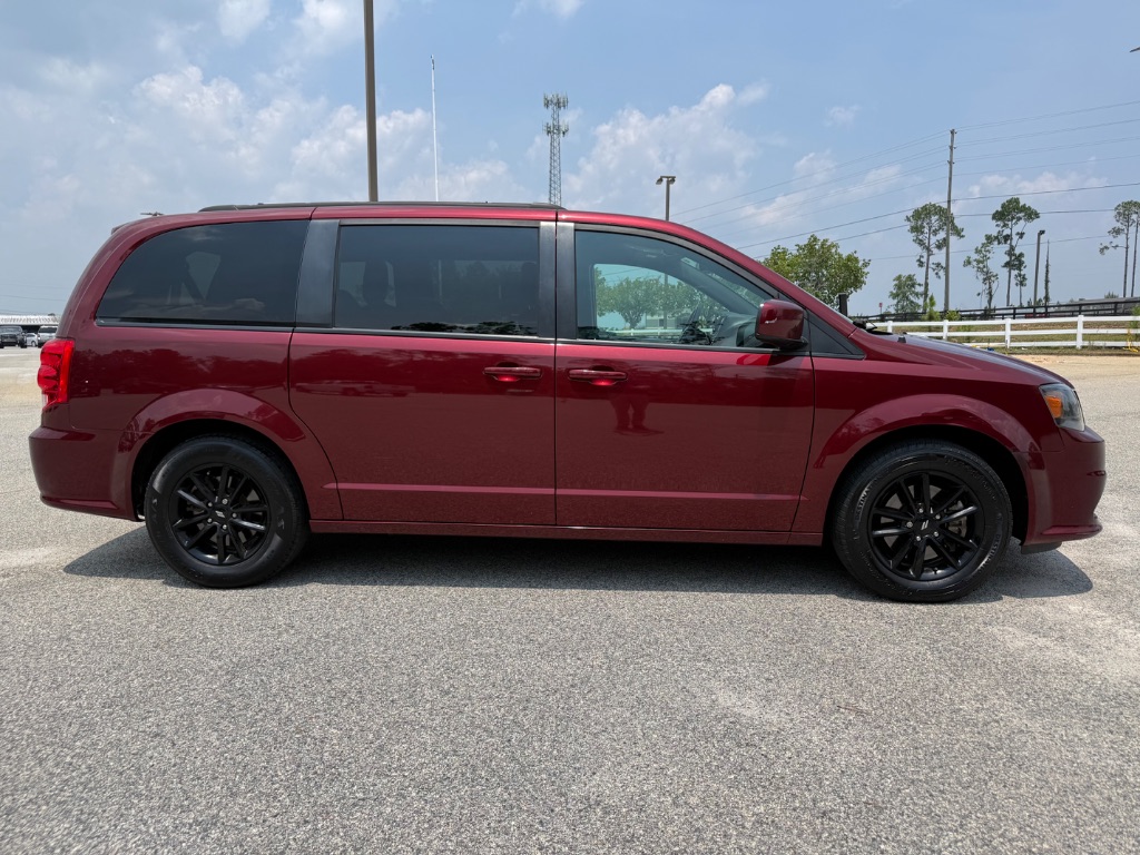2020 Dodge Grand Caravan - $12,825