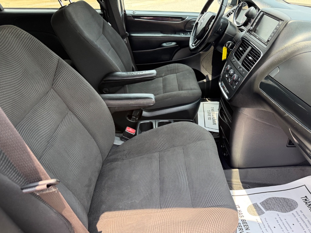 2020 Dodge Grand Caravan - $12,825