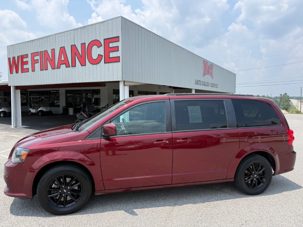 2020 Dodge Grand Caravan - $12,825