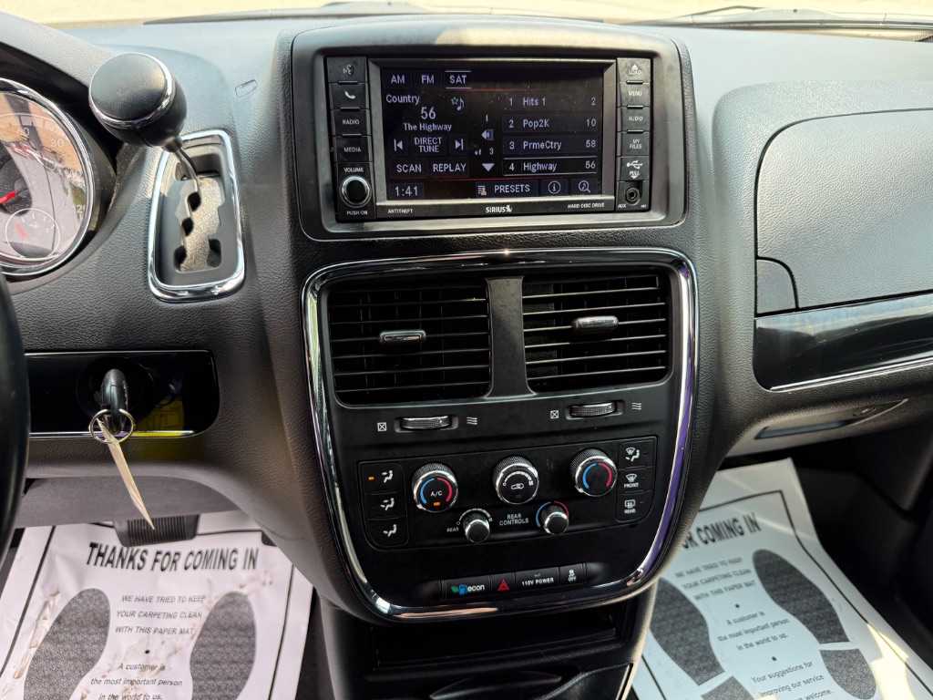 2020 Dodge Grand Caravan - $12,825