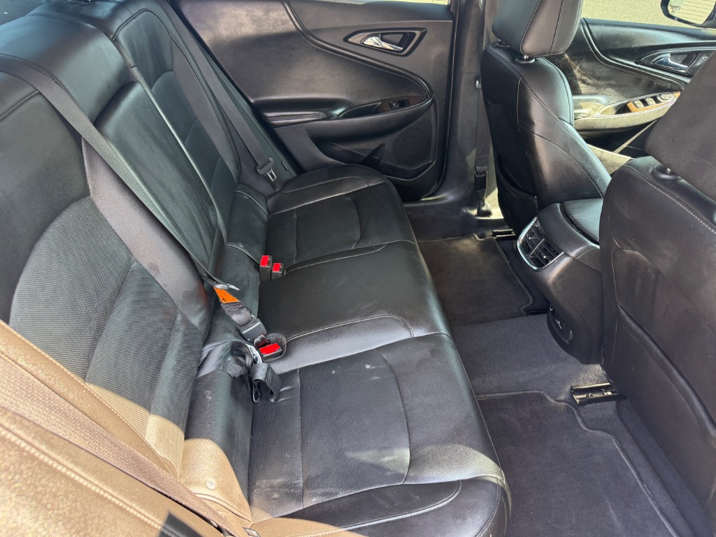 2018 Chevrolet Malibu - $12,998