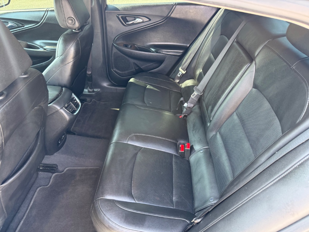 2018 Chevrolet Malibu - $12,998