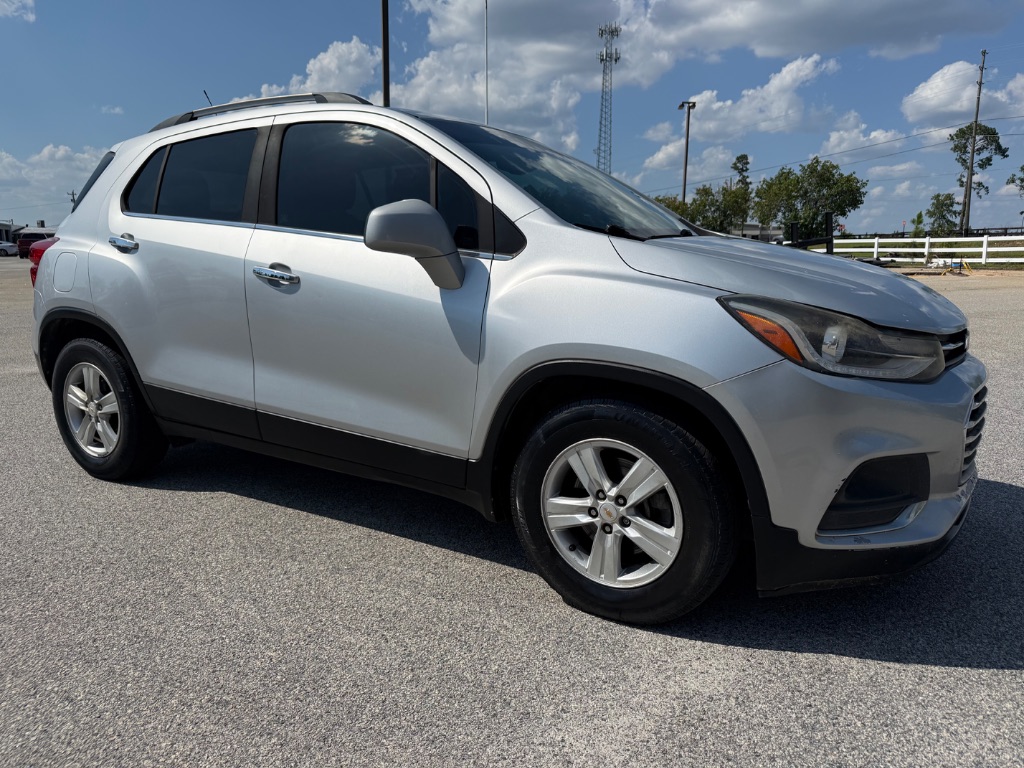 2017 Chevrolet Trax - $10,995