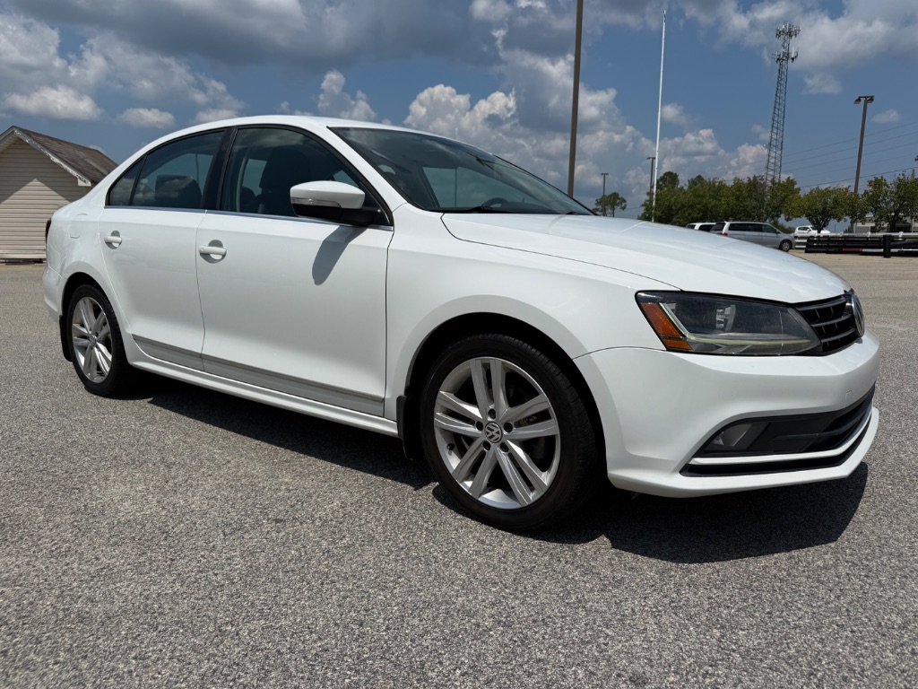 2017 Volkswagen Jetta - $12,599