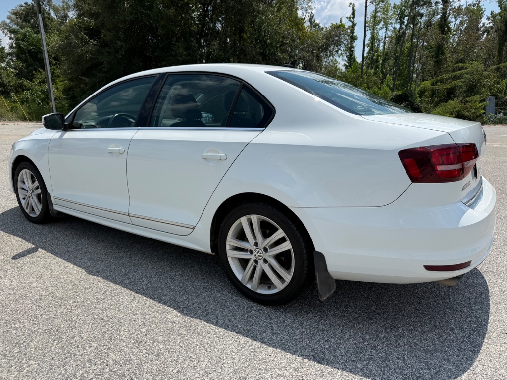 2017 Volkswagen Jetta - $12,599