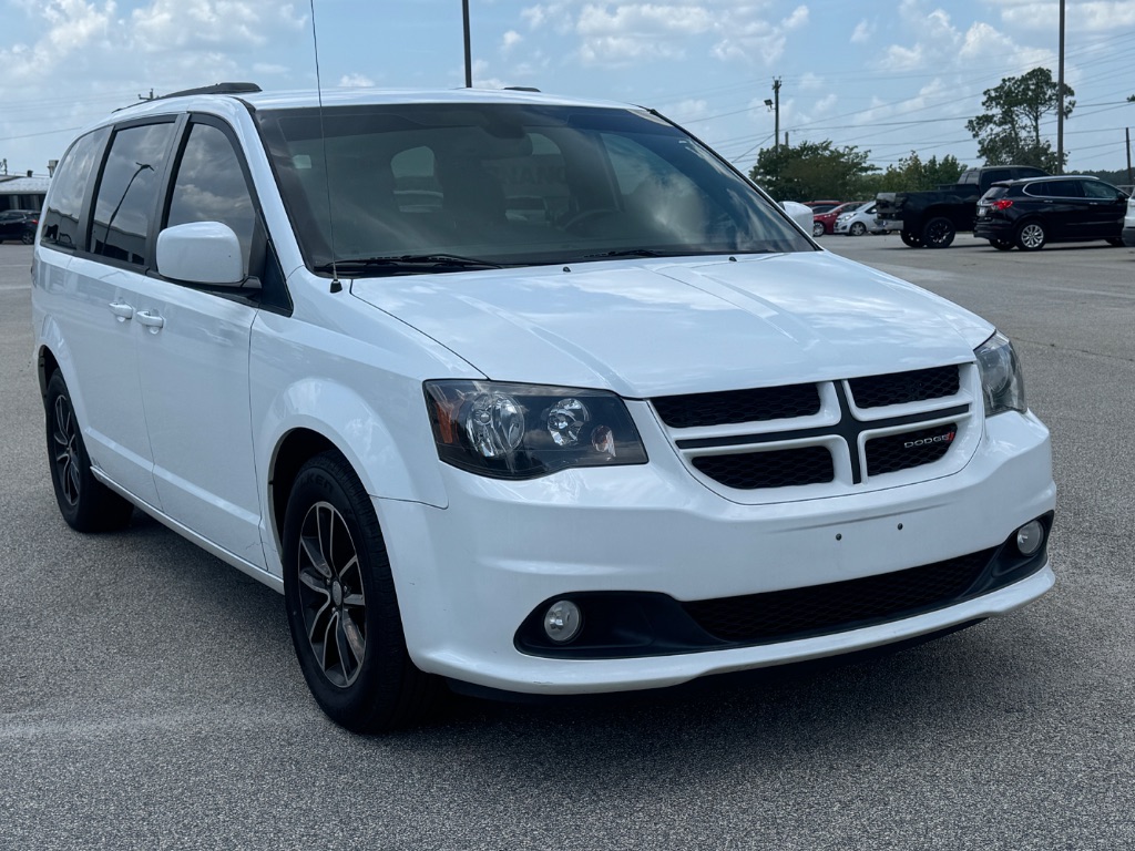 2018 Dodge Grand Caravan - $13,225