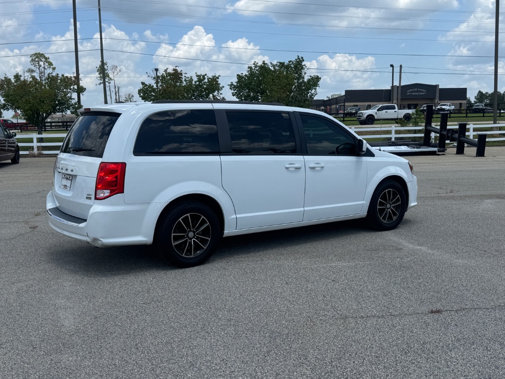 2018 Dodge Grand Caravan - $13,225