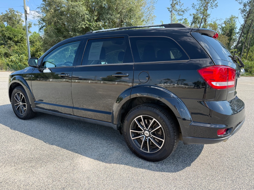 2018 Dodge Journey - $12,900