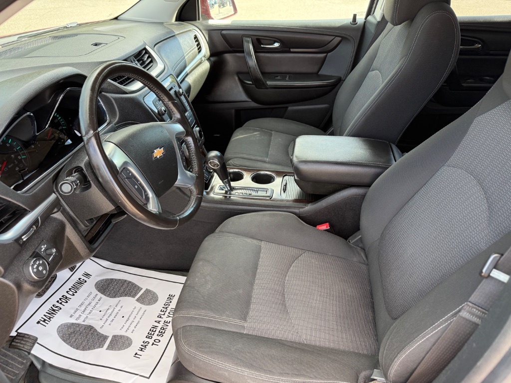 2017 Chevrolet Traverse - $9,949