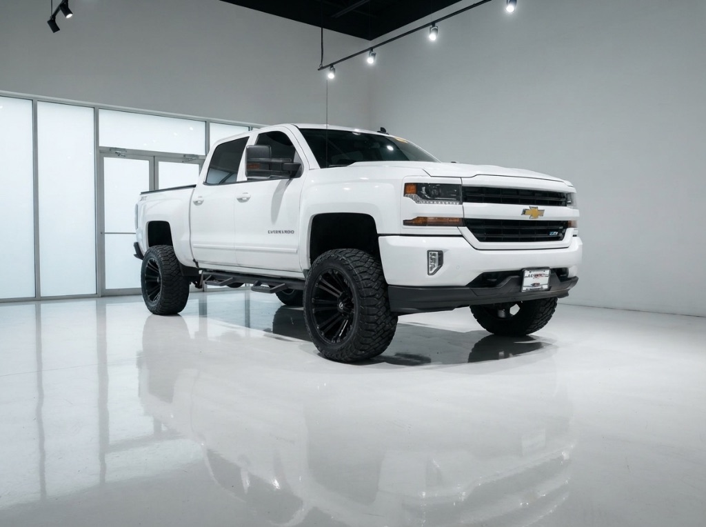 2016 Chevrolet Silverado - $21,562