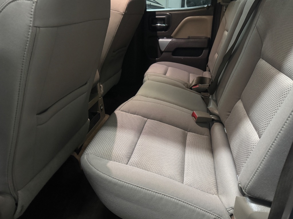 2016 Chevrolet Silverado - $21,562