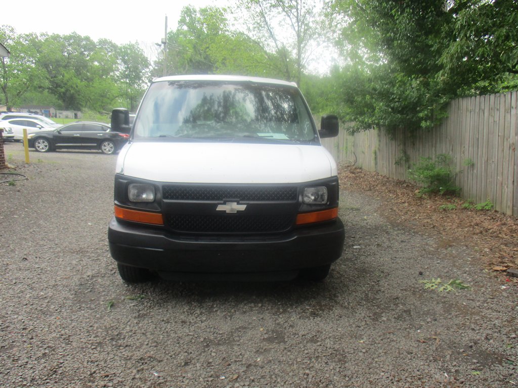 2003 Chevrolet Express 2500 2500 photo