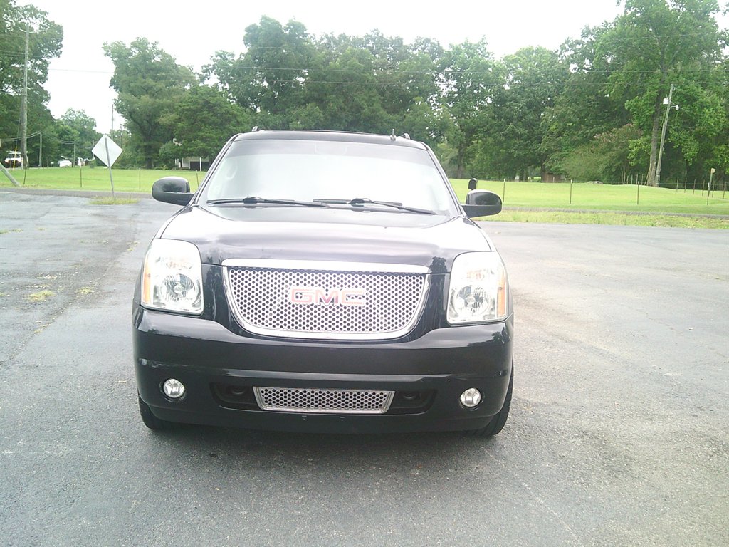 2014 GMC Yukon - $10,650