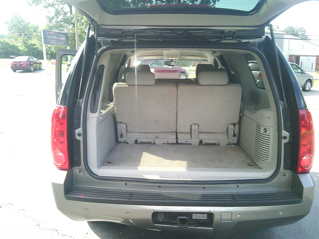 2008 GMC Yukon - $7,950
